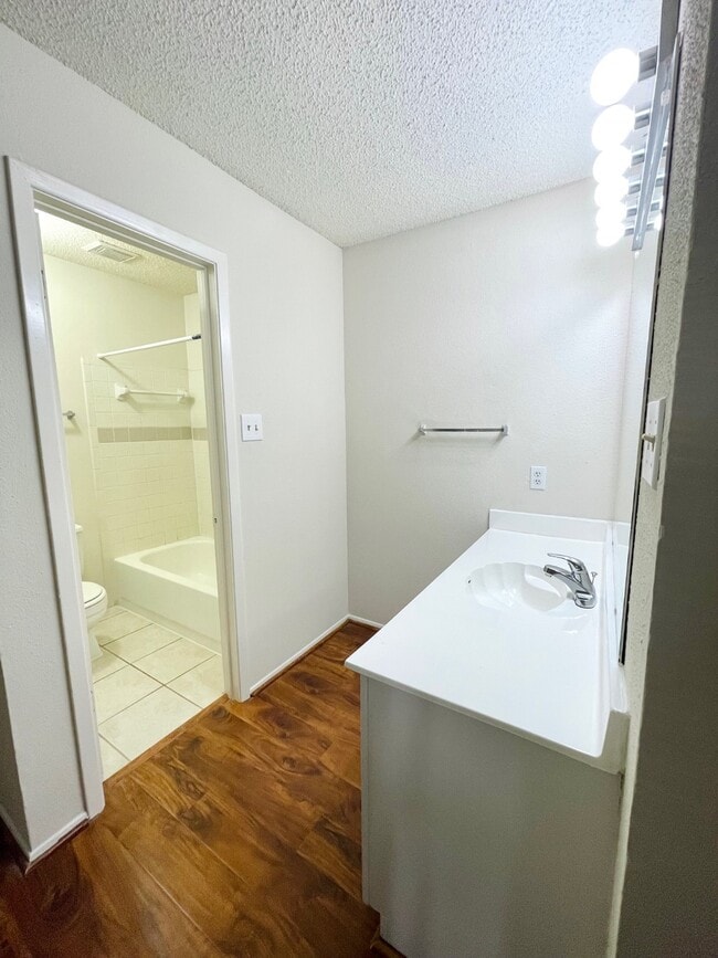 Photo - 2710 Grants Lake Blvd Unit 5