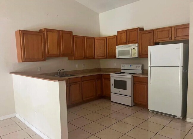 6 Pleasant Ln Unit A