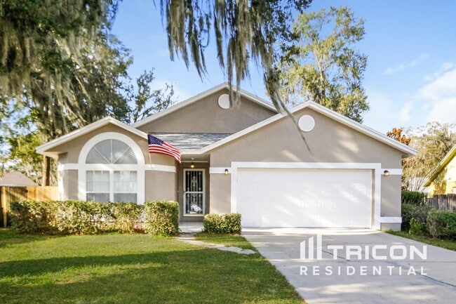 Photo - 3910 Creek Woods Dr