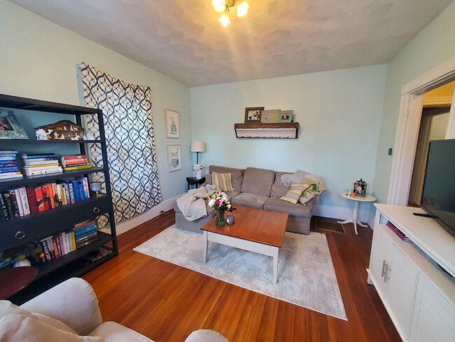 Photo - 72 Marshall St Unit U72