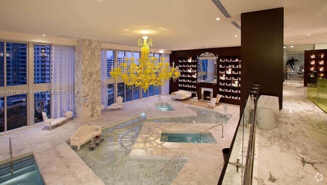 Building Photo - 495 Brickell Ave Unit 4706 Rental