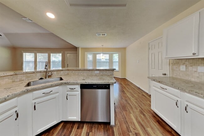 Photo - 14415 Cypress Meadow Dr