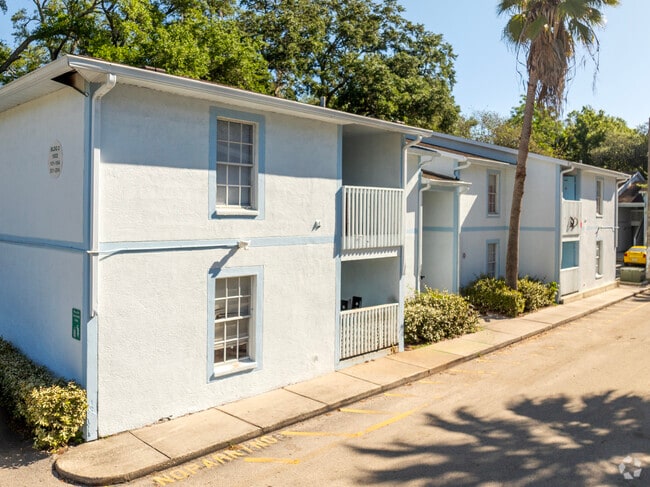Columbia Park Apartments