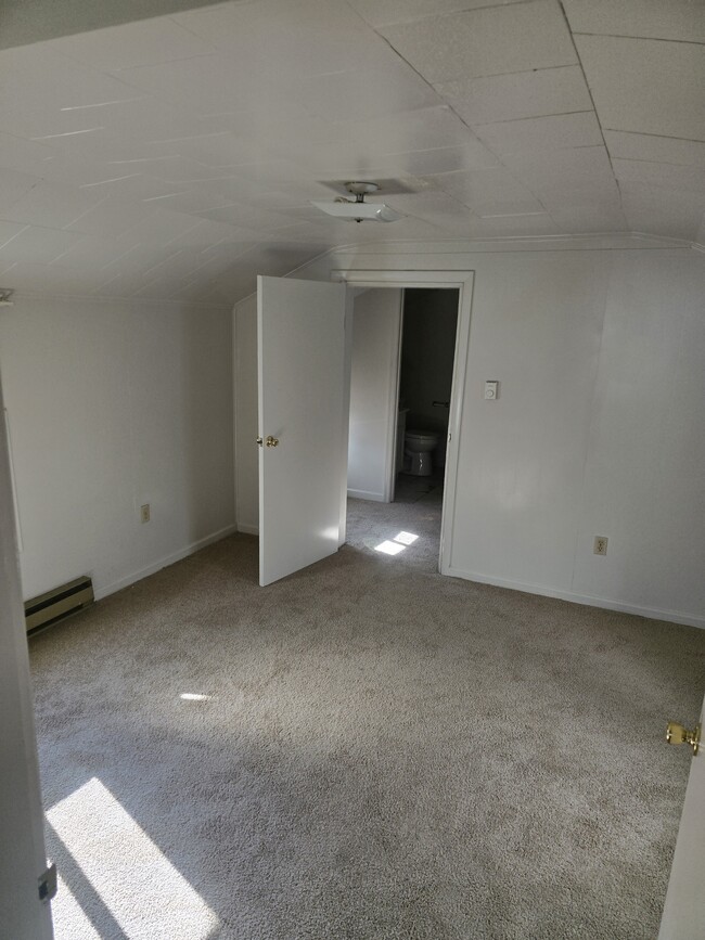 Photo - 209 Knoxville Rd