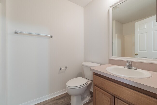 Photo - 502 Paulling Dr