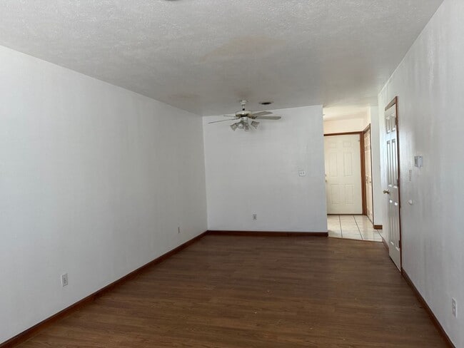 Photo - 2 bed/1.5bath Condo in Chatham. $1200