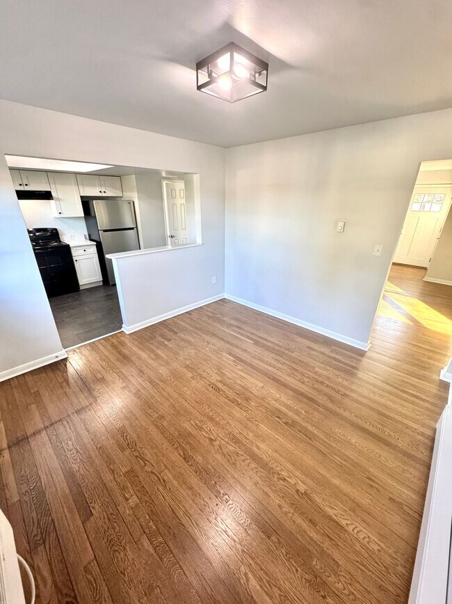 Photo - PARKLAND SCHOOLS- THREE BEDROOM TOWNHOME