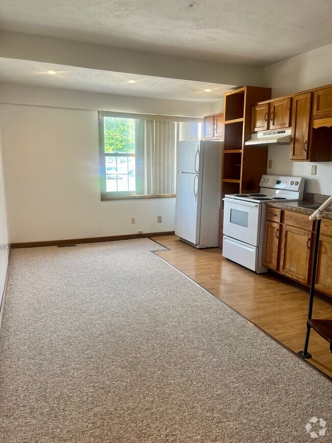Building Photo - 3735 Park Ave W Unit #2  Lower Level Rental