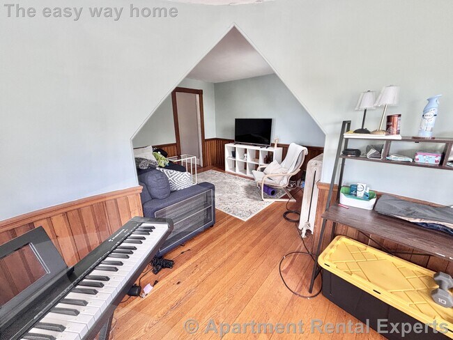 Photo - 72 Thurston St Unit #3