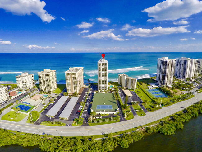 Building Photo - 5420 N Ocean Dr Unit Ph4 Rental