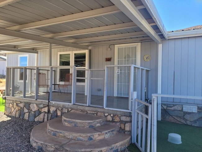 Building Photo - Casas Adobes Rental