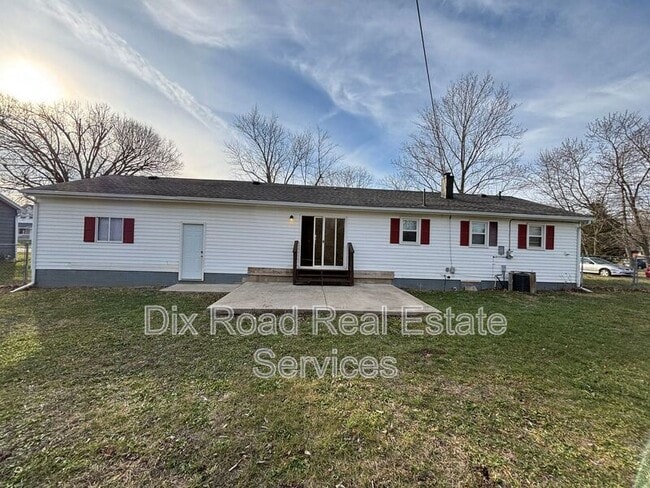 Photo - 3828 Angus Ln