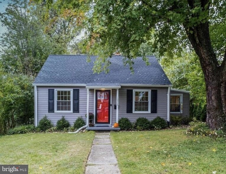 Photo - 10904 Devin Pl
