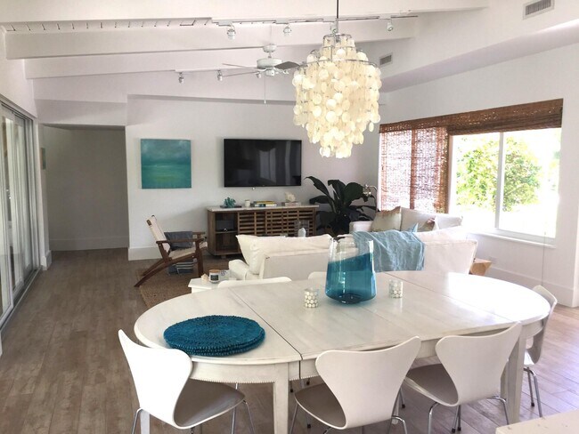 Photo - 145 Beacon Ln