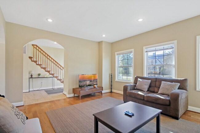 Photo - 624 US-29 Unit ID1395358P