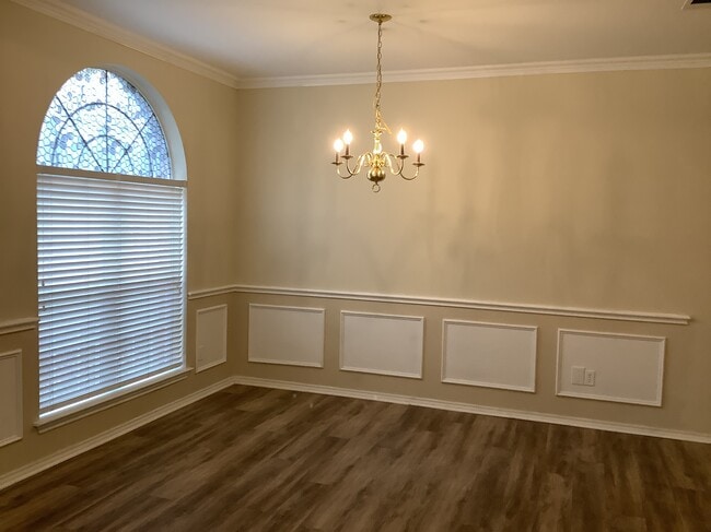 Photo - 1511 Cheyenne Trl