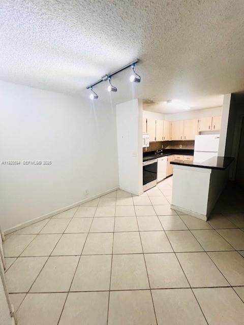 Photo - 10717 Cleary Blvd Unit 206