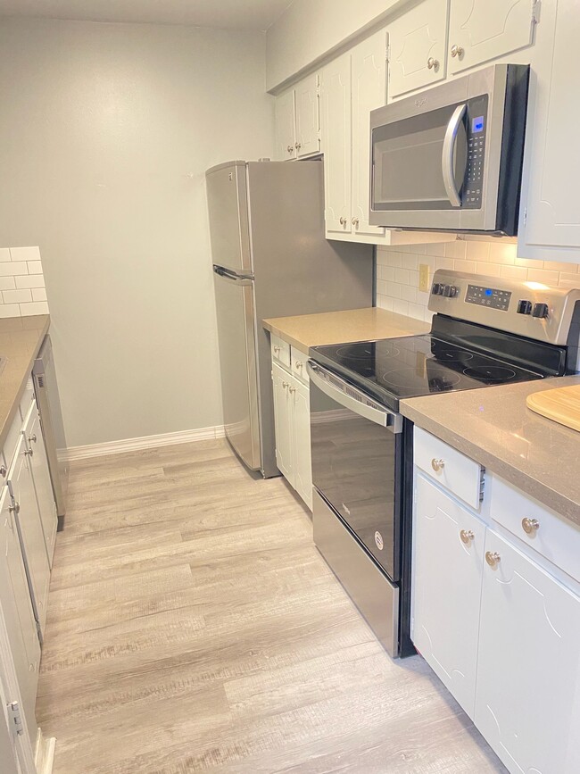 Building Photo - 110 5th St Rental