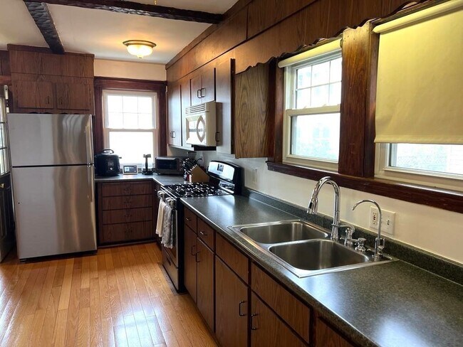 Photo - 5 Glenmont Rd