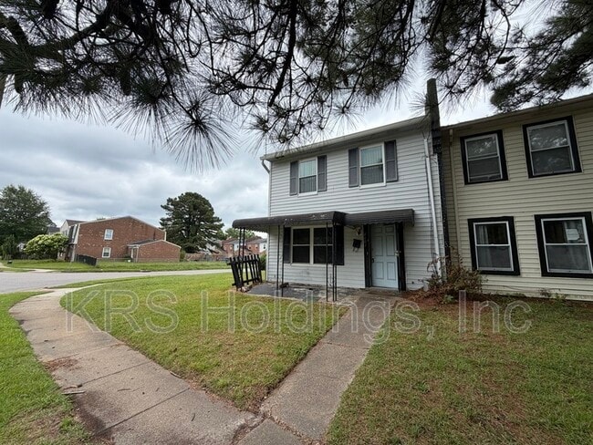 Building Photo - 4101 Holly Cove Dr