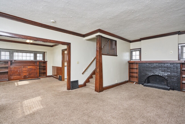 Photo - 5 Bedroom home available