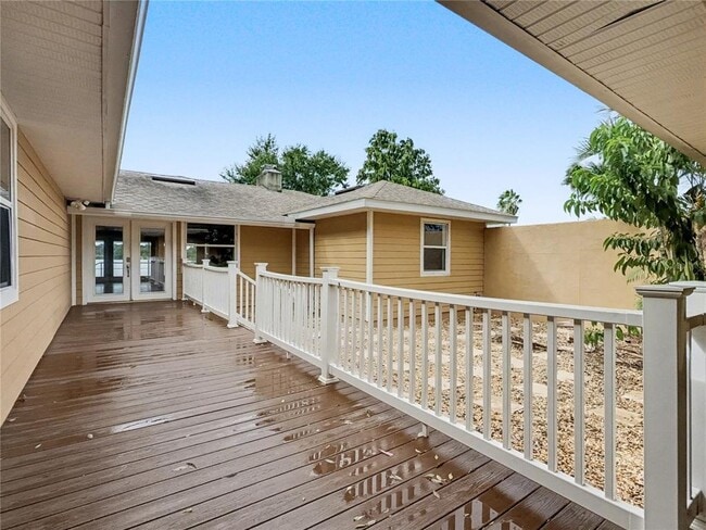 Photo - 125 Lake Roy Dr