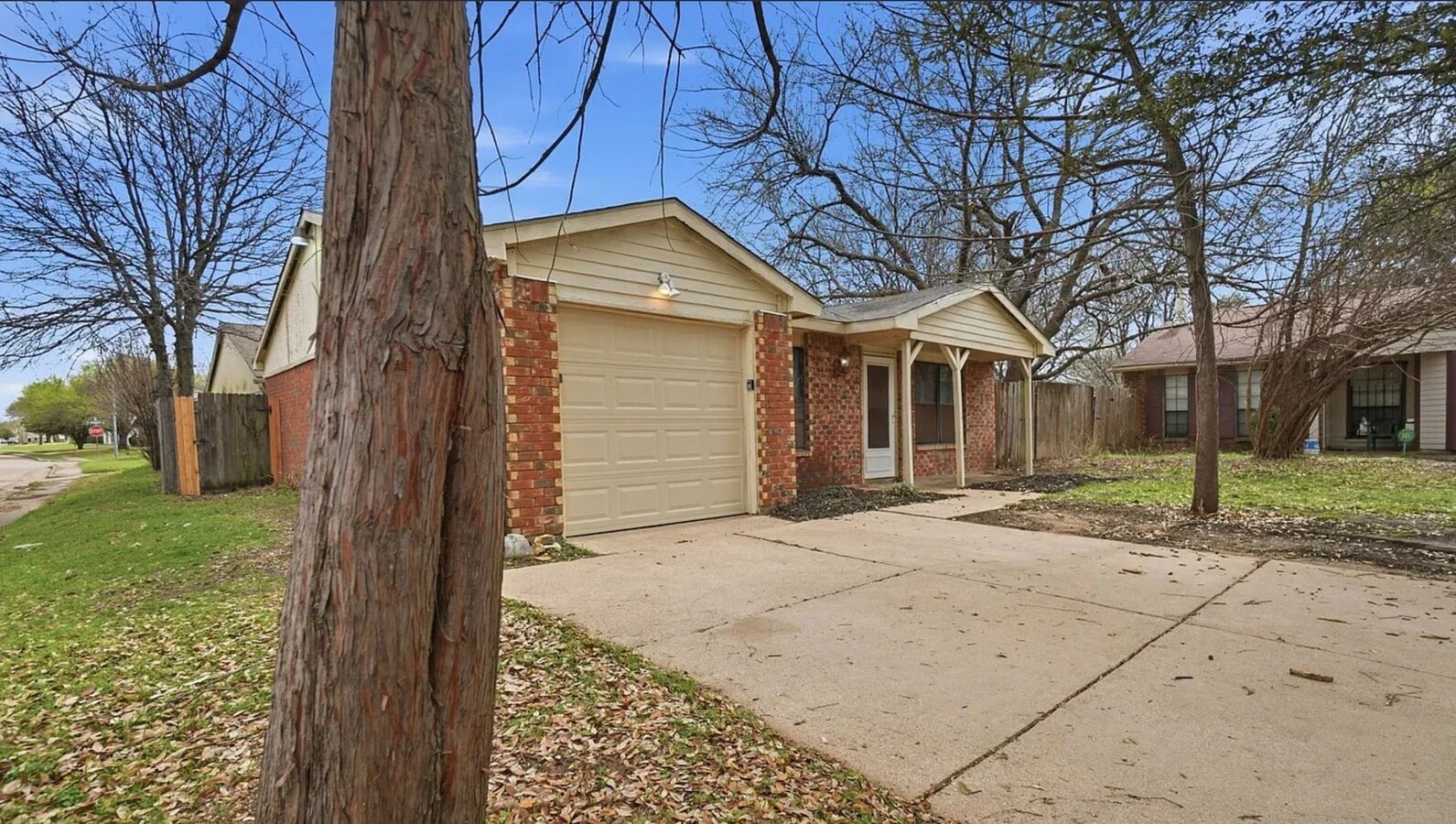 Charming home in Cedar Hill, Move in ready! - Charming home in Cedar Hill, Move in ready!