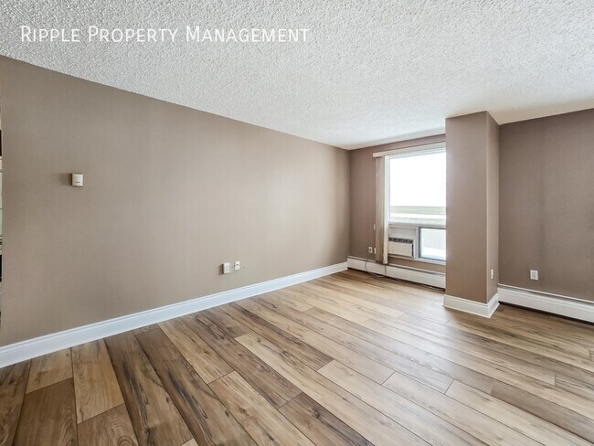Photo - SPACIOUS 1 BED + DEN, 1 BATH CONDO | STUNNING CITY VIEWS | AC AVAILABLE Unit 804
