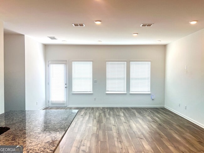 205 Bald Ave