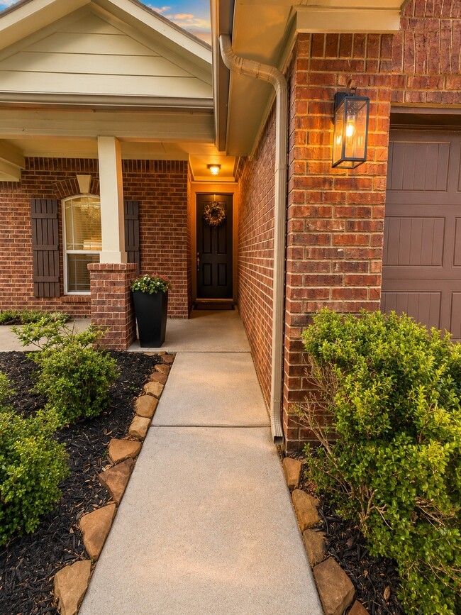 Photo - 2310 Corry Crest Cir