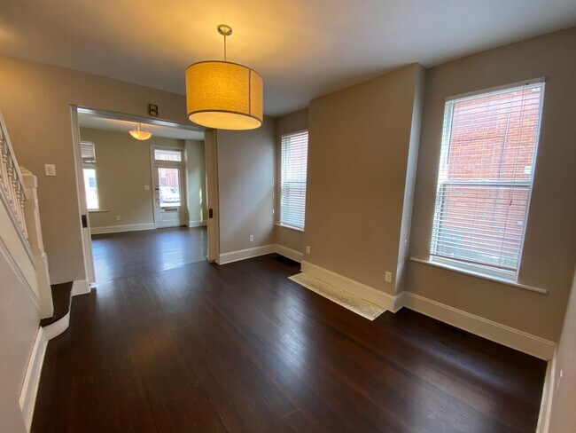 Photo - S 5th St 517-519 GVTH Unidad 519