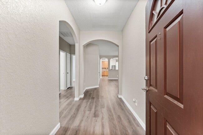 22014 Briarvine Ct