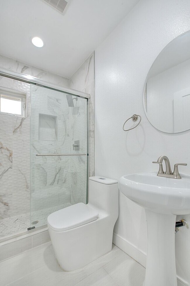 Photo - 11726 Hamlin St Apartment Unit 11732
