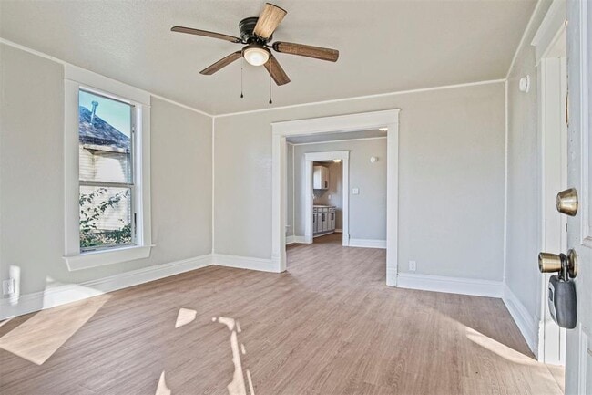 Photo - 907 N McKinley Ave