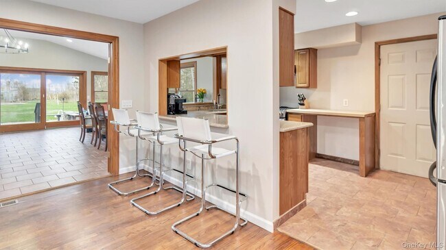 120 Promenade Dr