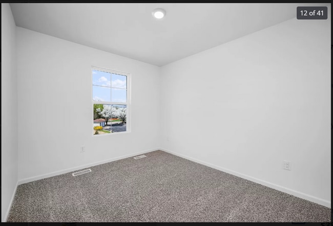 Photo - 2024 Yellowstone Blvd