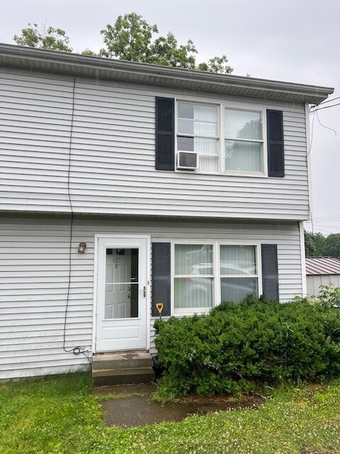 Building Photo - 823 Martin St Unit B