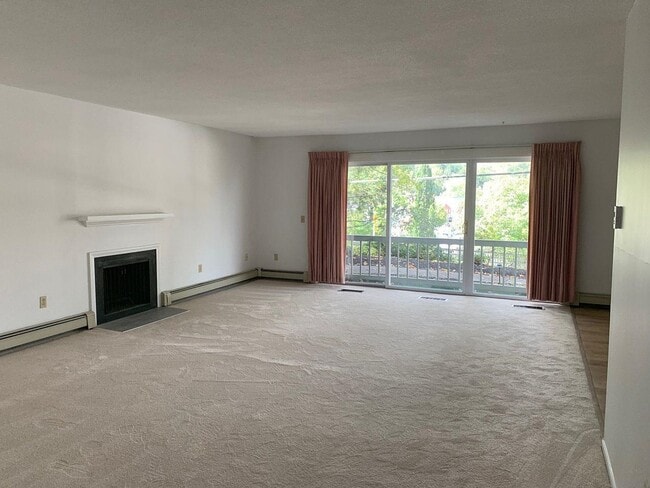 Photo - 1 Pine St Unit C-20