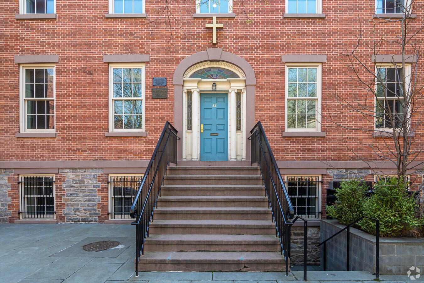 Entrance - 34 Prince St