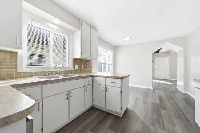 Photo - 24236 Shakespeare Ave