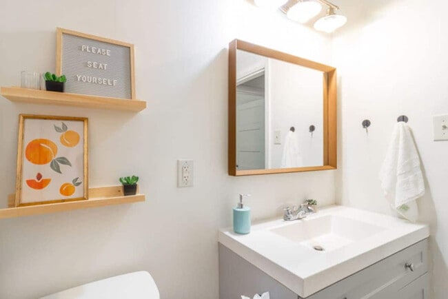 Photo - 3912 Crestview Dr Unit ID1043607P