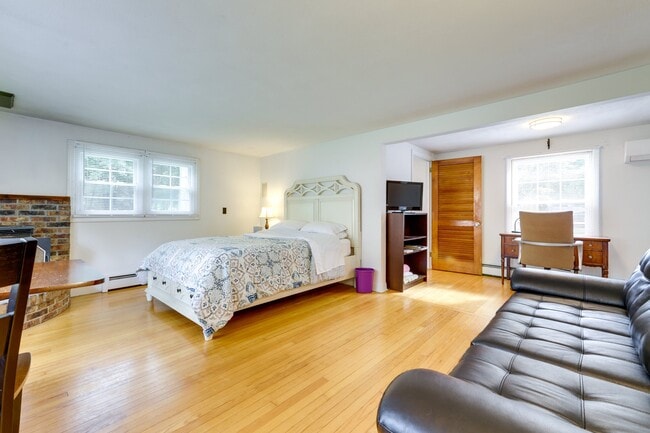 Photo - 44 Lakewood Dr Unit Lakewood