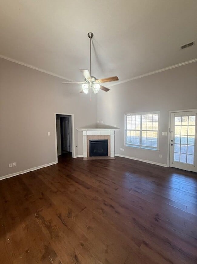 Photo - 3 bed 2 bath home with a large bonus room and an additional room that would be perfect for an off...