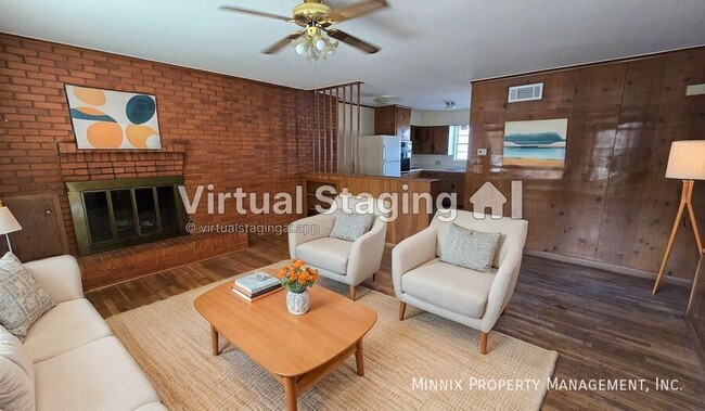 Building Photo - 4226 SW 2nd Ave Unit 2