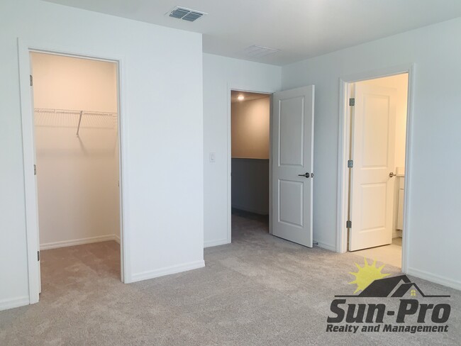 Photo - 172 Riverfront Wy