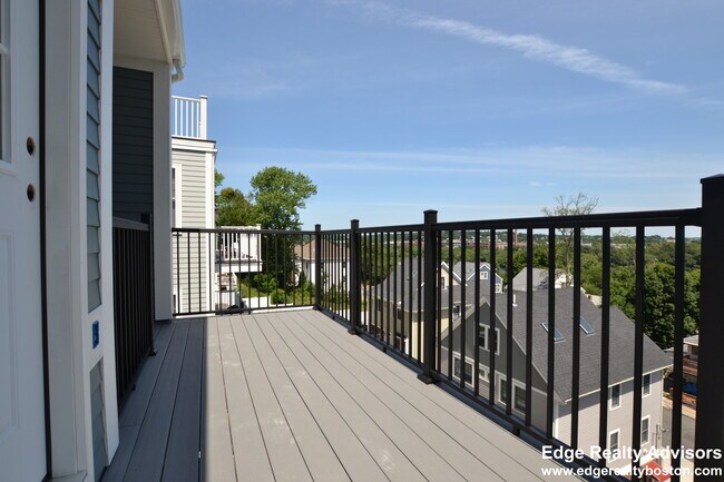 Photo - 168 Bigelow St Unit 1