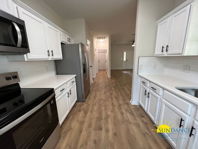 Photo - 3 Bedroom Smart Solar Home in Crestview!