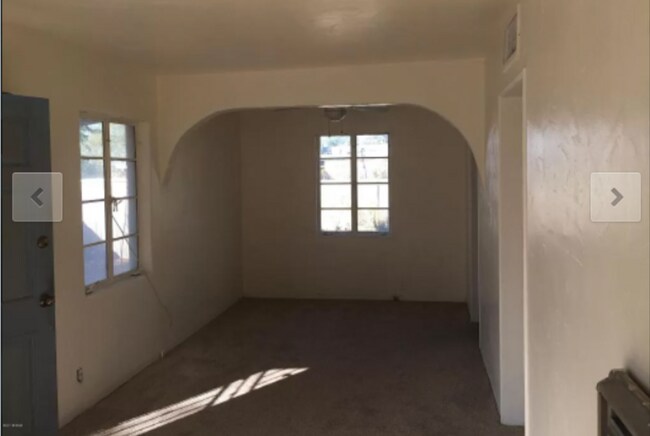 Photo - 407 E Kelso St