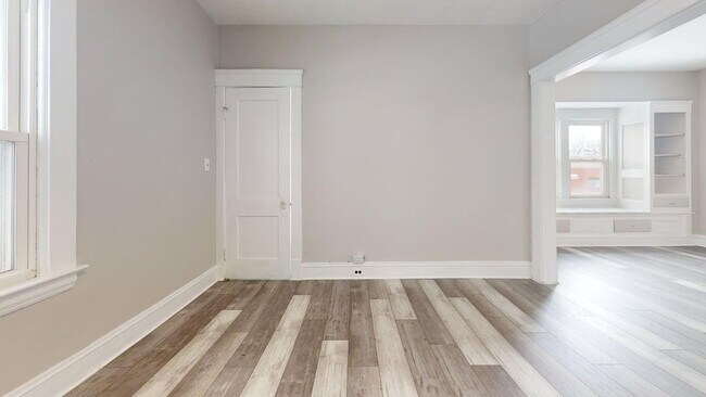 Photo - 3360 W 84th St Unidad 3360 W 84th St -  2