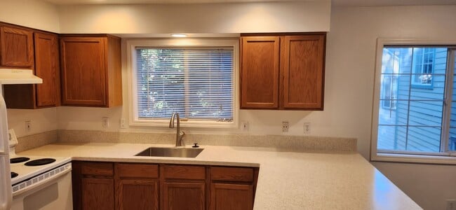 Refreshed Kitchen - 12331 SE Whitcomb Dr. Unit #2